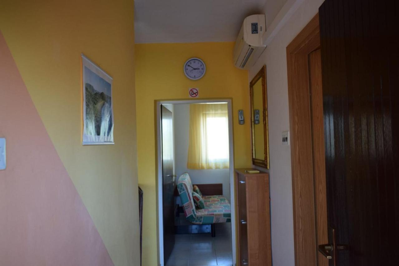 Apartmani Veronika نين المظهر الخارجي الصورة